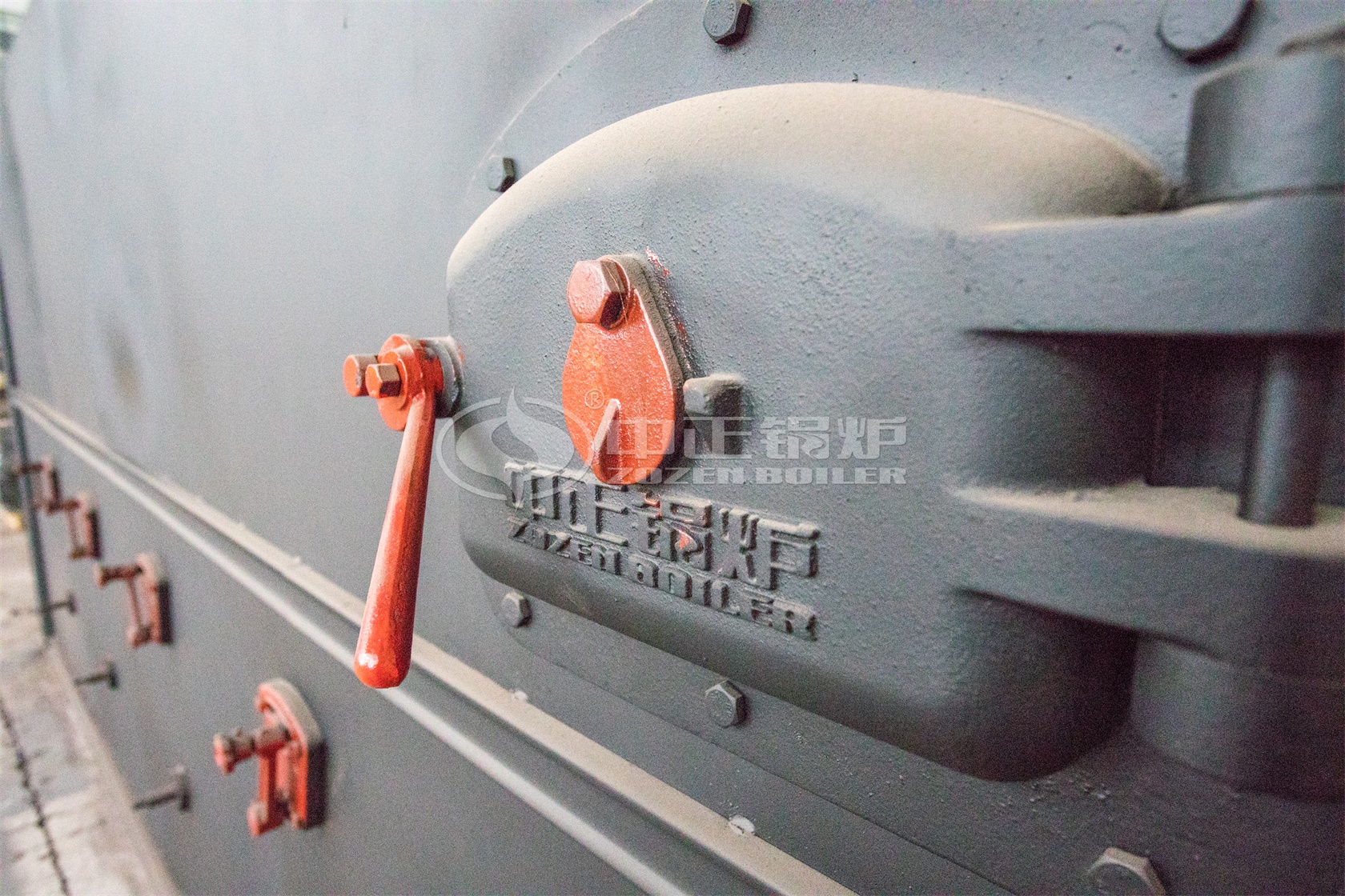 試分析當(dāng)小型兩用燃油鍋爐