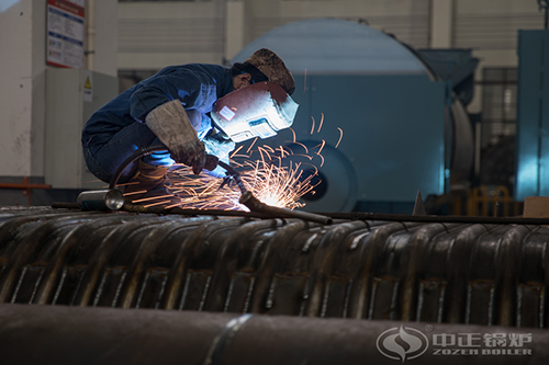 生物質(zhì)鍋爐在出現(xiàn)漏水的情況應(yīng)該怎么辦